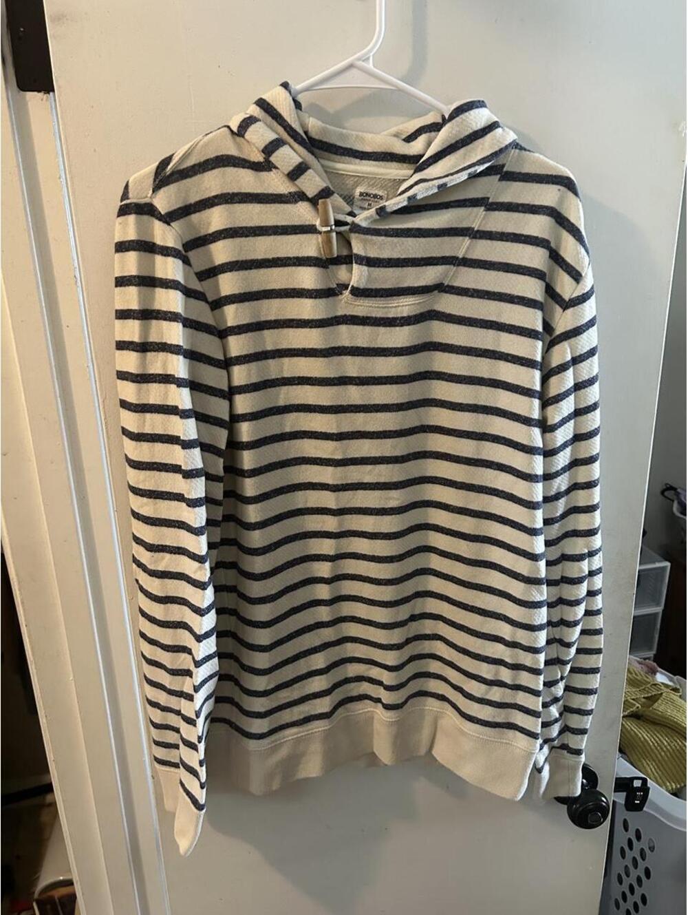 Bonobos white and navy striped cotton sweatshirt in size M